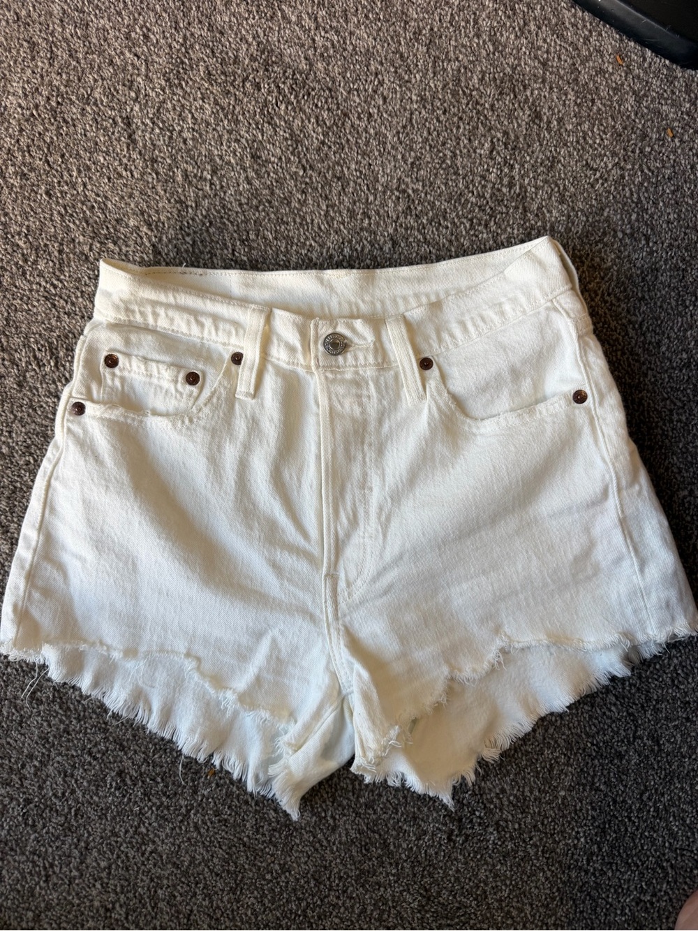 Levi's White Frayed-Hem Denim Shorts